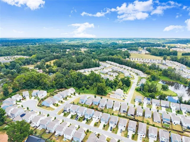 $359,900 | 5751 Turnstone Trail, Flowery Branch, GA 30542