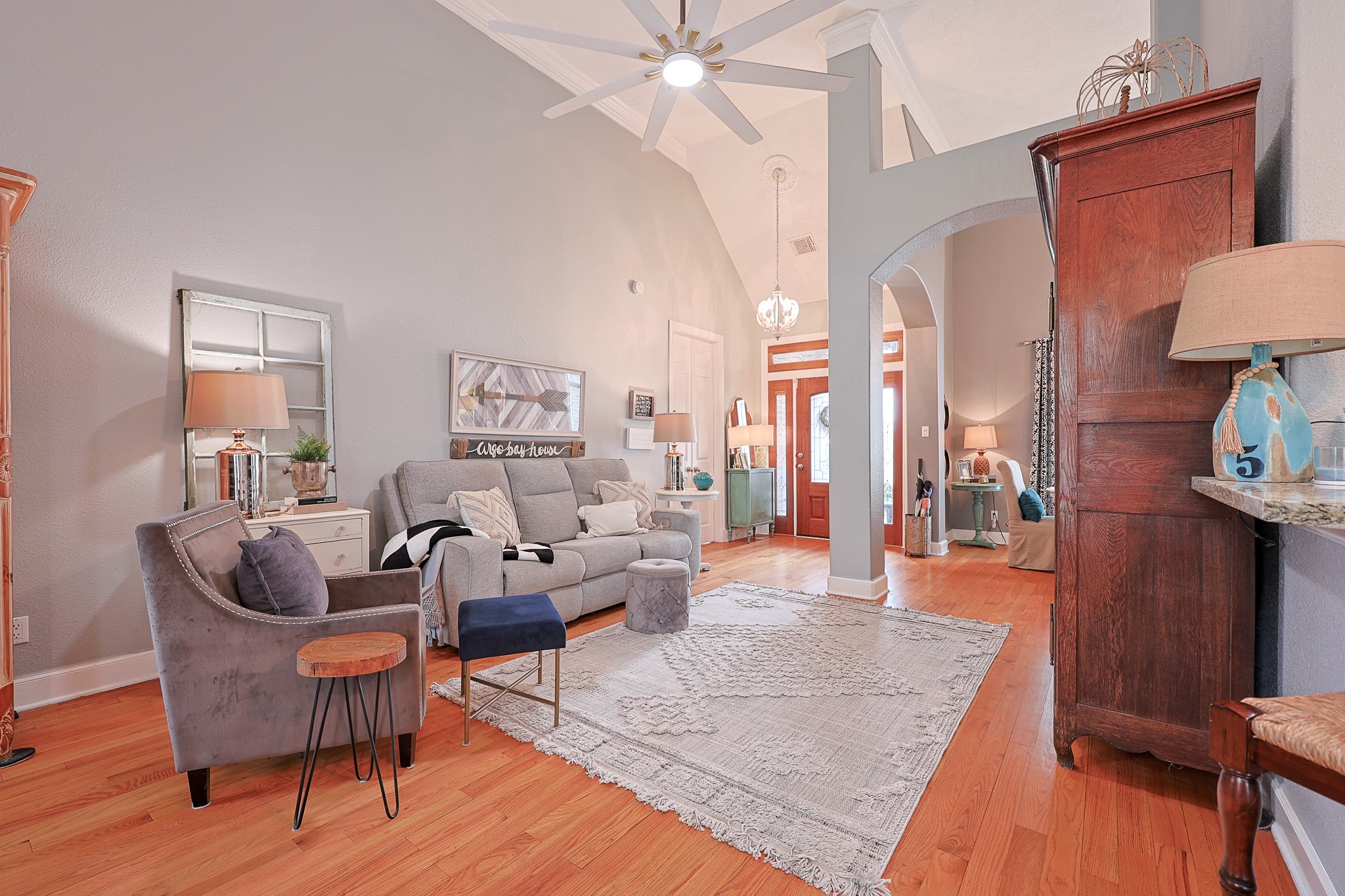 4704 Donald Street Seabrook, TX 77586 - Photo 12 of 42 a living room with furniture and wooden floor