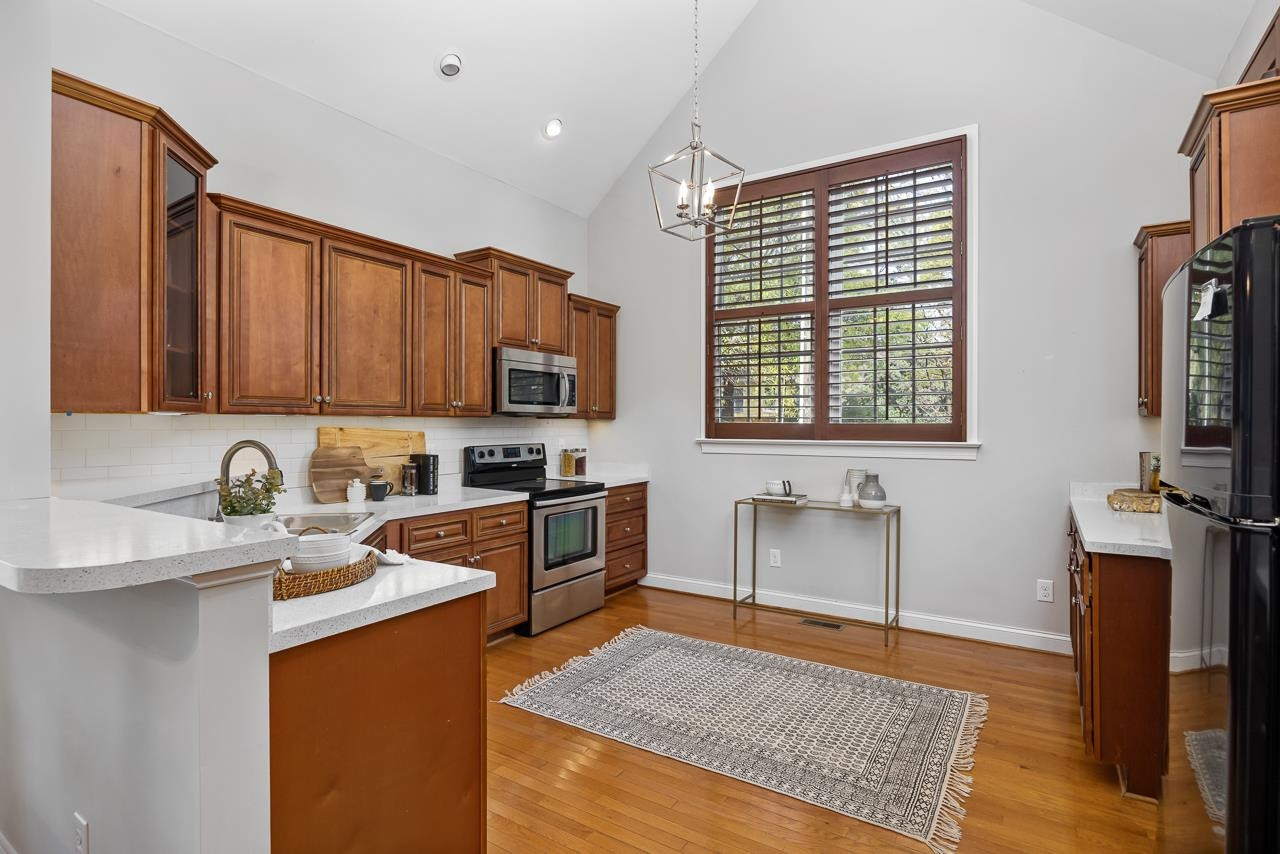 2213 Roberts Street Raleigh, NC 27605 - Photo 10 of 30 Photo 10