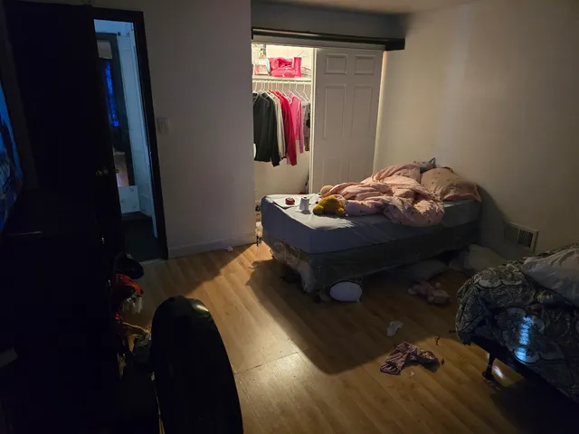 $114,900 | 173 Williamsburg Road, Country Club Hills, IL 60478