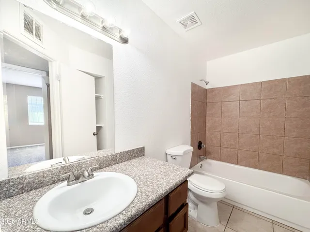 $1,000 | 2931 East Atlanta Avenue, Unit 2, Phoenix, AZ 85040