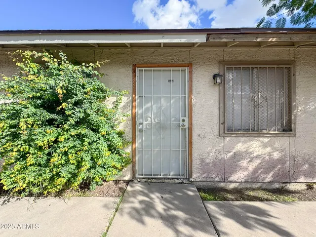 $1,000 | 2931 East Atlanta Avenue, Unit 2, Phoenix, AZ 85040