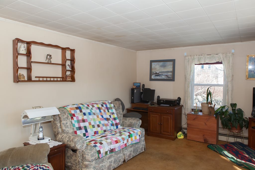 317 Bolt Hill Road Eliot, ME 03903 - Photo 13 of 19