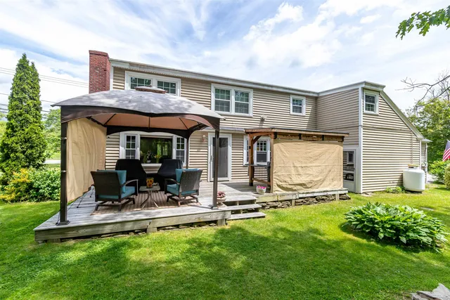 $469,000 | 212 West Main Street, Hillsborough, NH 03244