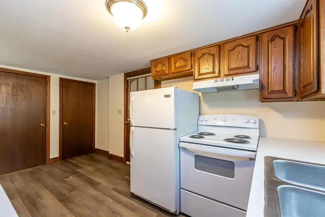 $469,000 | 212 West Main Street, Hillsborough, NH 03244