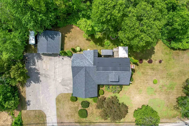 $469,000 | 212 West Main Street, Hillsborough, NH 03244