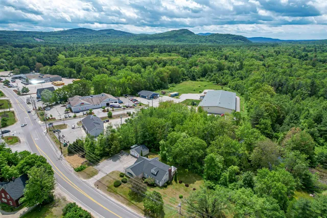 $469,000 | 212 West Main Street, Hillsborough, NH 03244