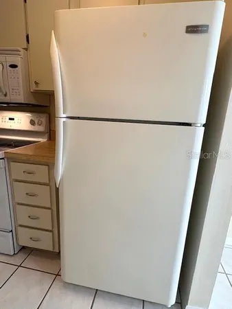 $1,725 | 407 Feltham Trail, Unit B, Sun City Center, FL 33573