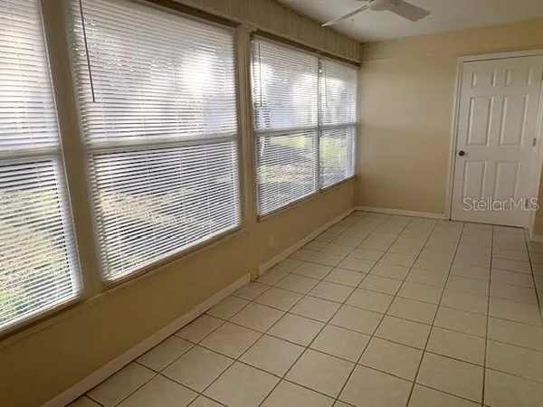 $1,725 | 407 Feltham Trail, Unit B, Sun City Center, FL 33573