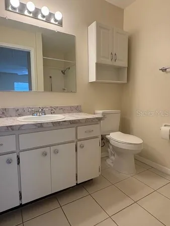 $1,725 | 407 Feltham Trail, Unit B, Sun City Center, FL 33573