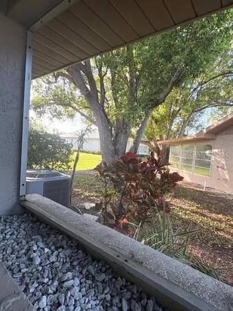 $1,725 | 407 Feltham Trail, Unit B, Sun City Center, FL 33573