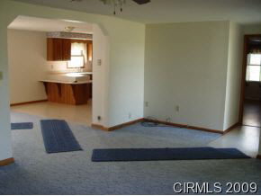 4537 South Old St Road Wabash, IN 46992 - Photo 5 of 10 Gallery Image 5