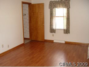 4537 South Old St Road Wabash, IN 46992 - Photo 6 of 10 Gallery Image 6