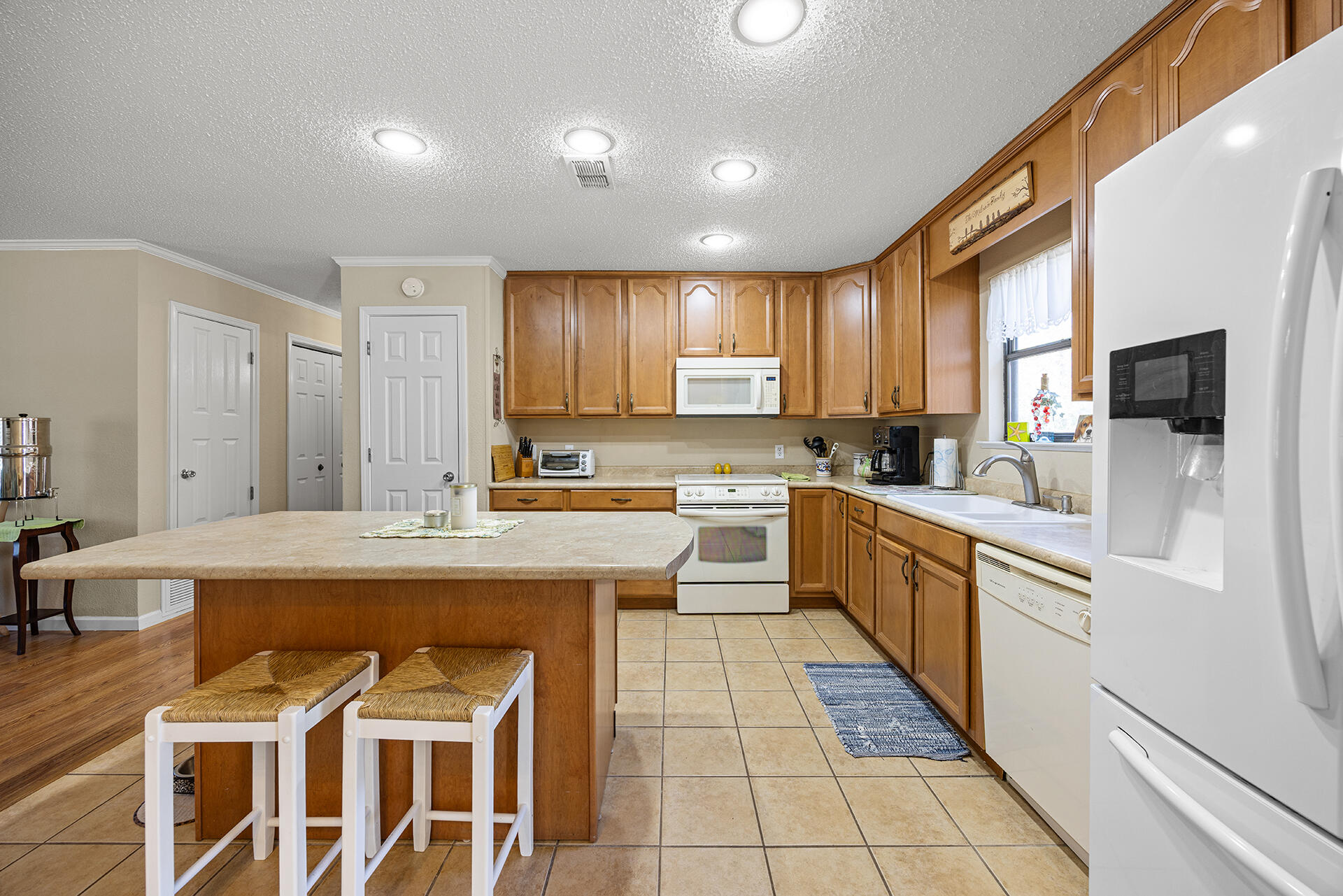 5855 Houston Lane Crestview, FL 32539 - Photo 7 of 34 DB4A9473