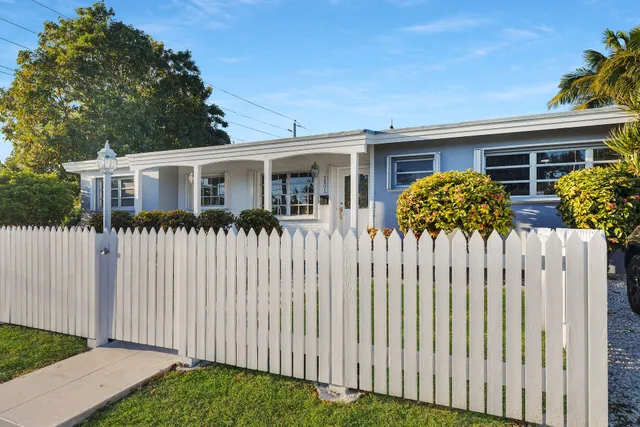 $999,000 | 2801 Fogarty Avenue, Key West, FL 33040