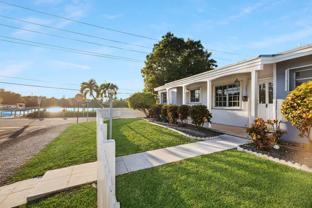 $999,000 | 2801 Fogarty Avenue, Key West, FL 33040