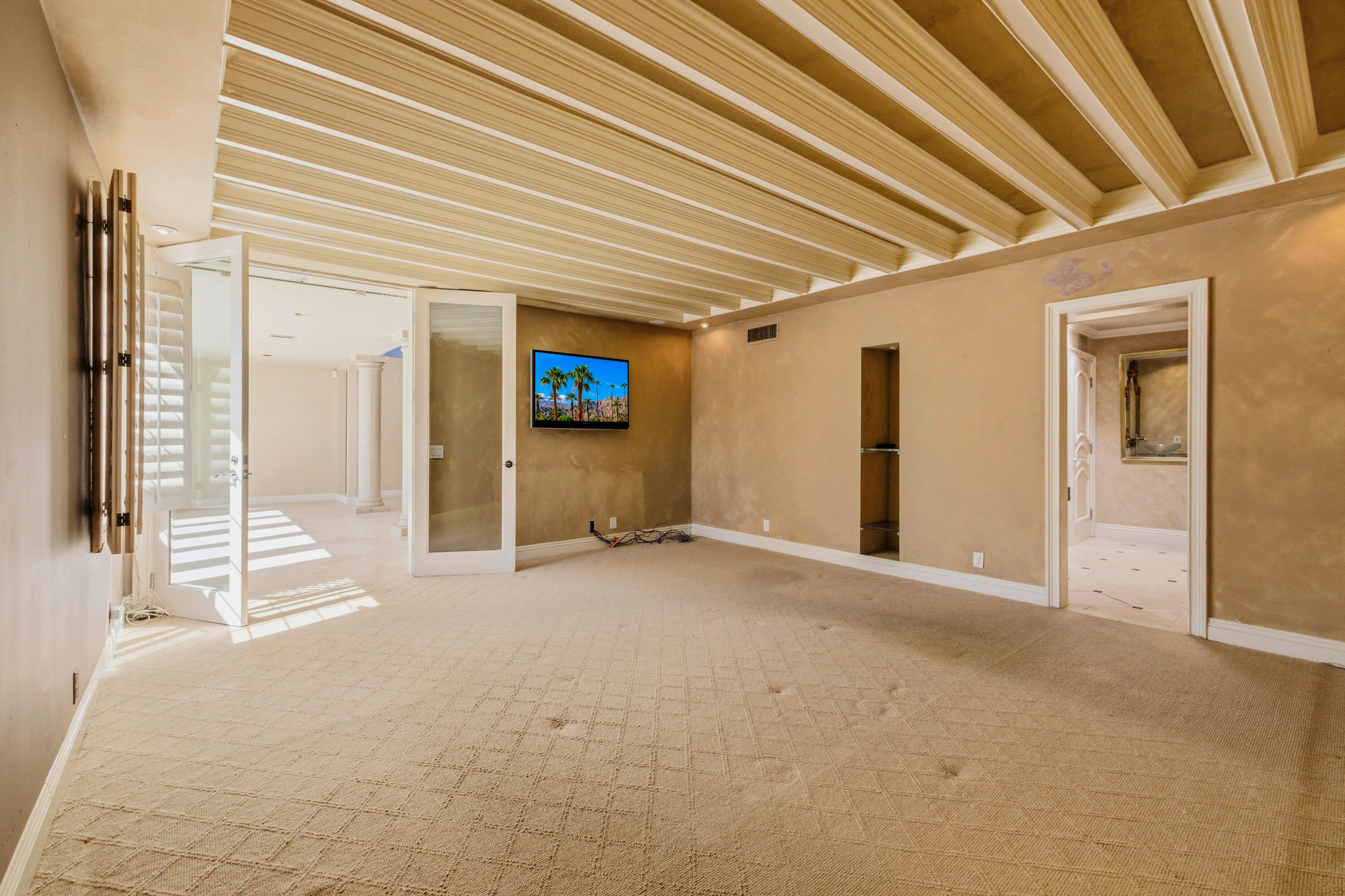 489 East San Jose Road Palm Springs, CA 92264 - Photo 14 of 34 Primary bedroom