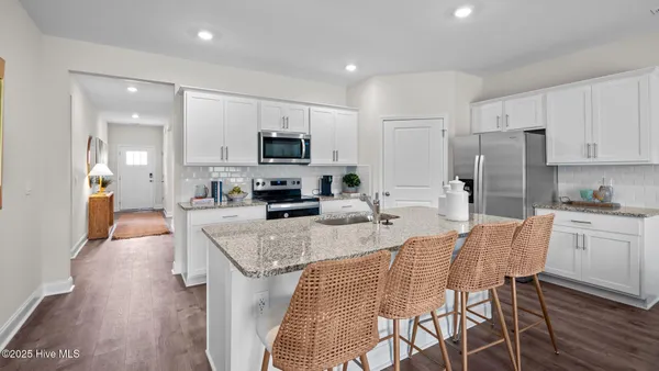 $325,000 | 226 Lake Tyler Drive, New Bern, NC 28560