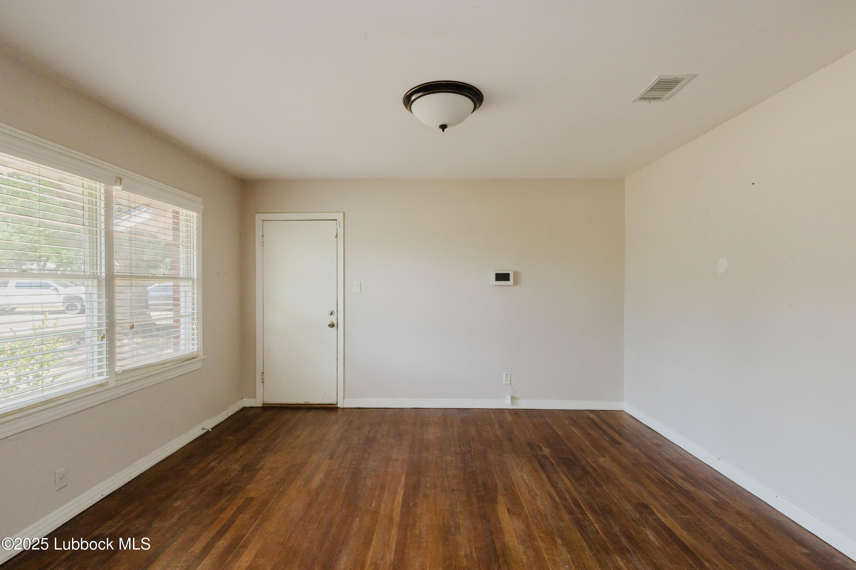106 Cherry Lane Lamesa, TX 79331 - Photo 11 of 42 106CherryLn-11