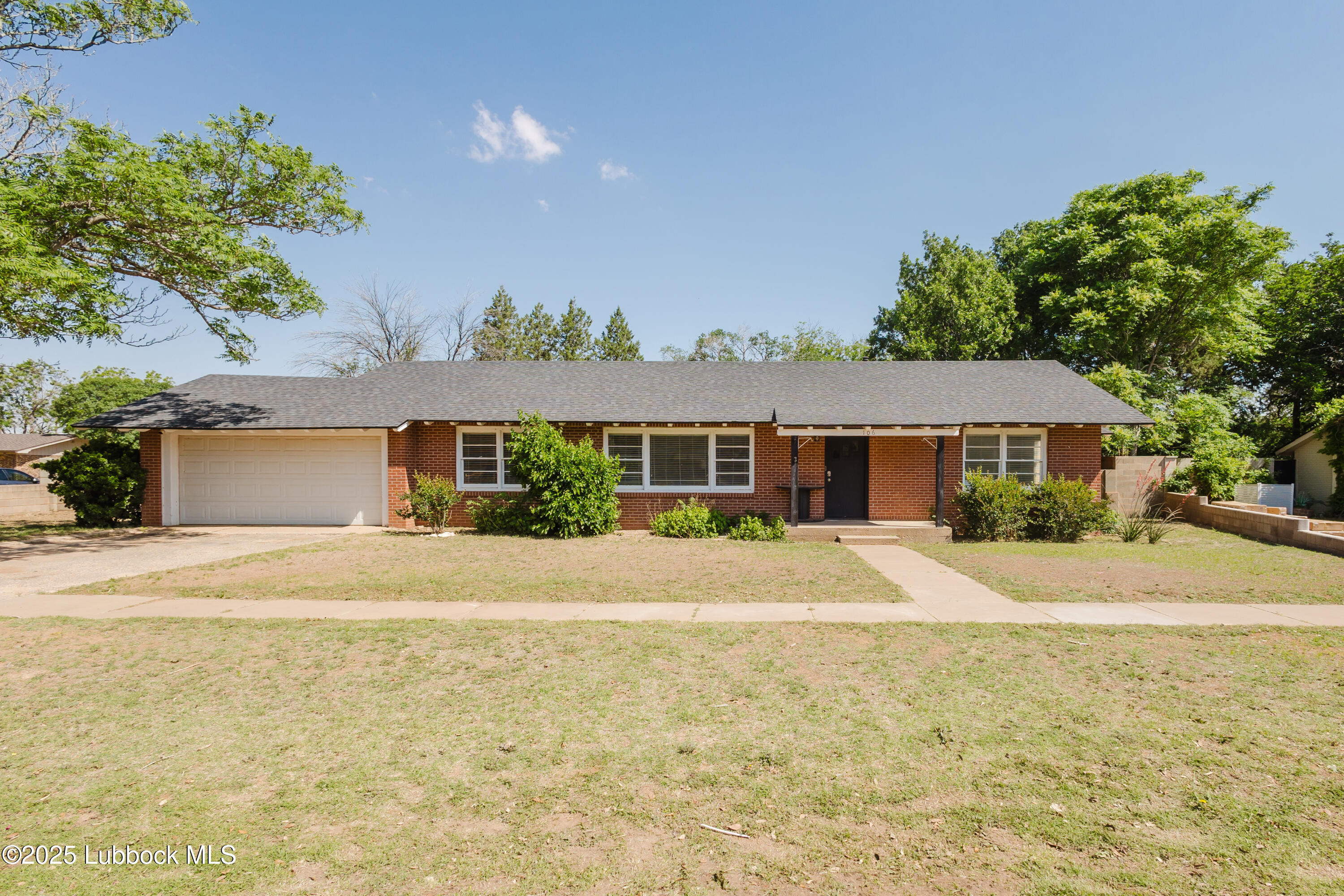 106 Cherry Lane Lamesa, TX 79331 - Photo 2 of 42 106CherryLn-2