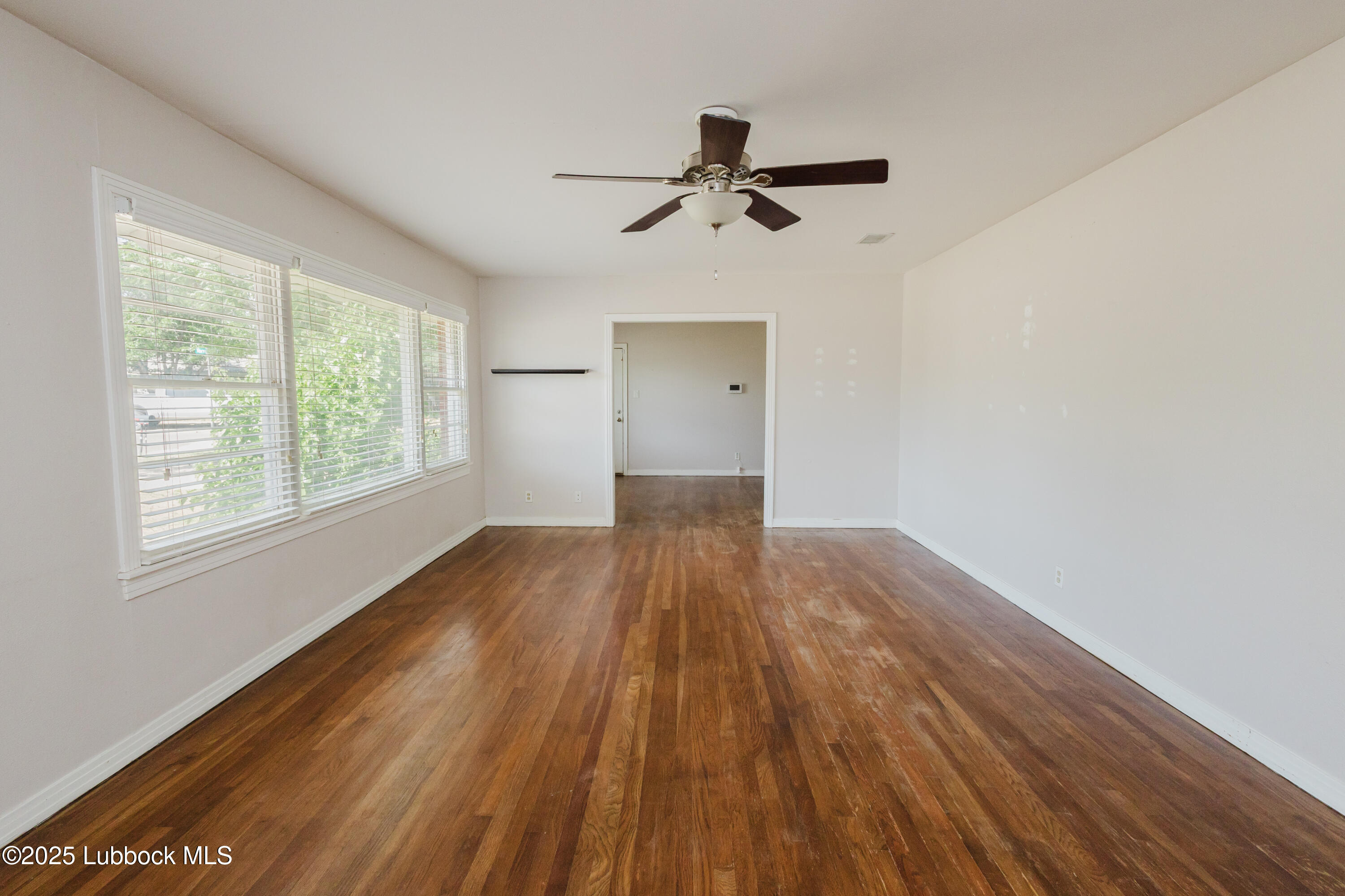 106 Cherry Lane Lamesa, TX 79331 - Photo 7 of 42 106CherryLn-7