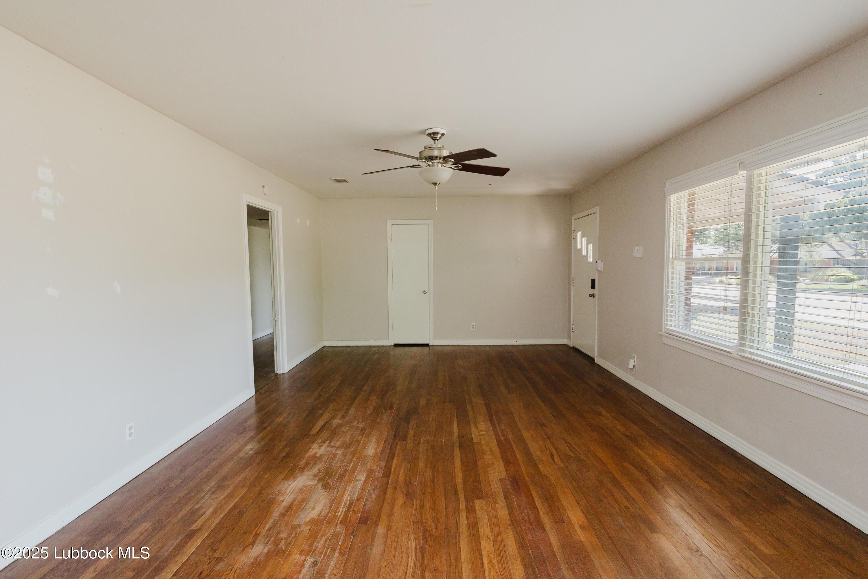 106 Cherry Lane Lamesa, TX 79331 - Photo 9 of 42 106CherryLn-9