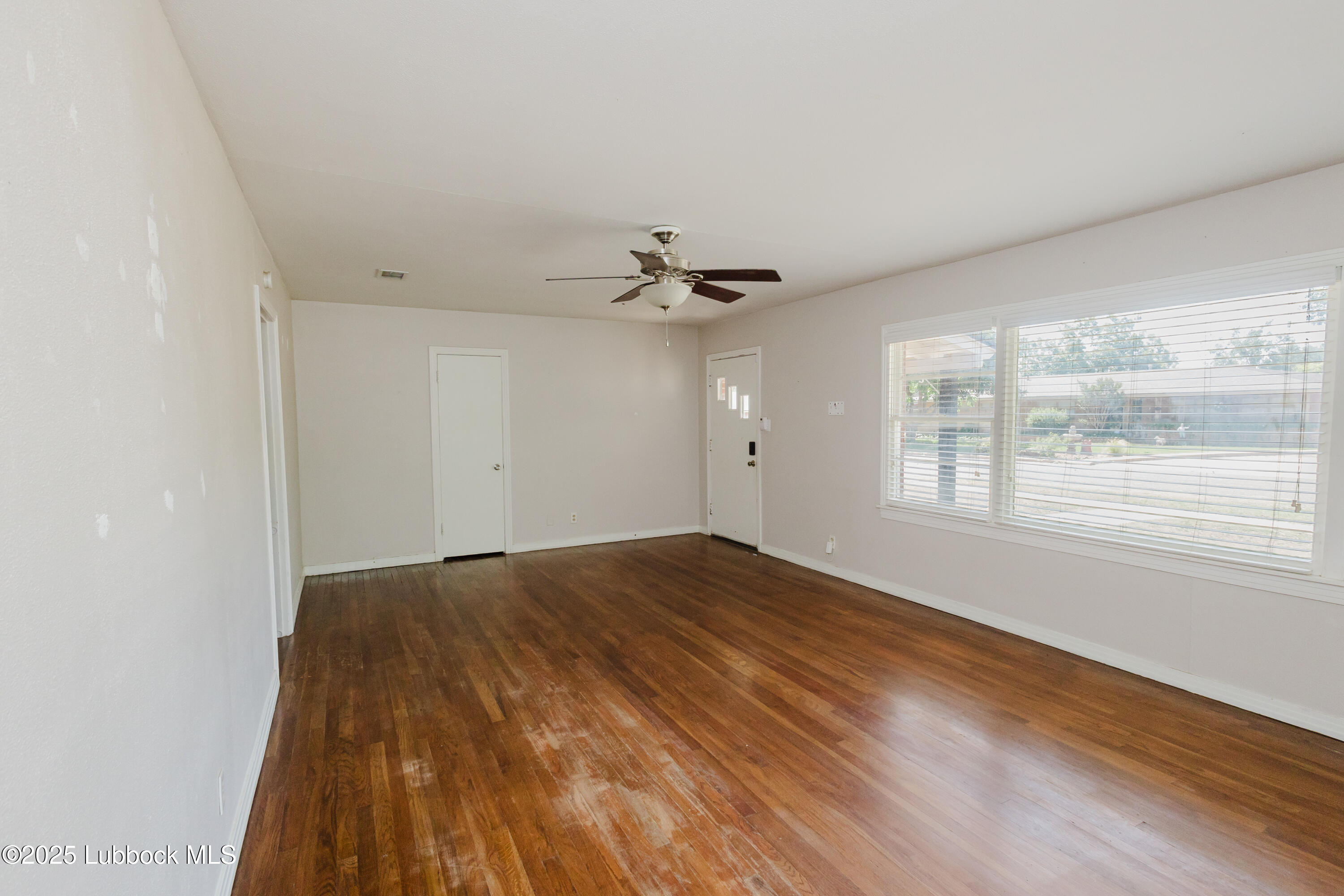 106 Cherry Lane Lamesa, TX 79331 - Photo 10 of 42 106CherryLn-10