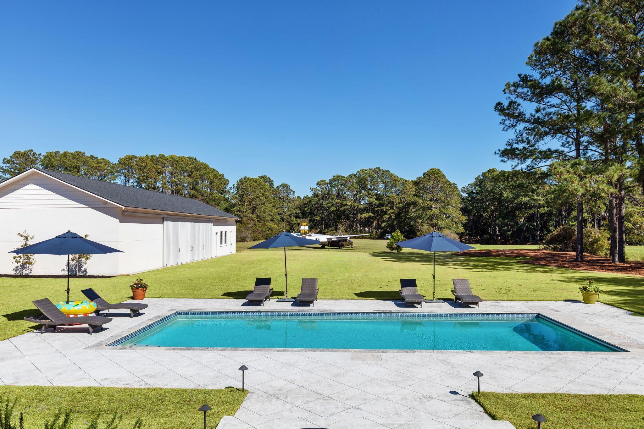 1500 Clubhouse Lane Mount Pleasant, SC 29466 - Photo 57 of 82 Pool with a HUGE yard!