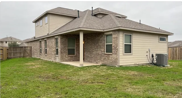 $2,995 | 12931 Ilderton Drive, Humble, TX 77346