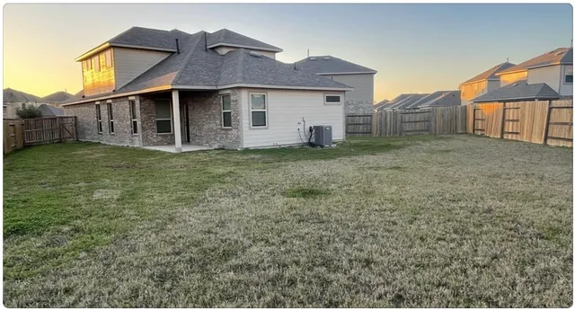 $2,995 | 12931 Ilderton Drive, Humble, TX 77346