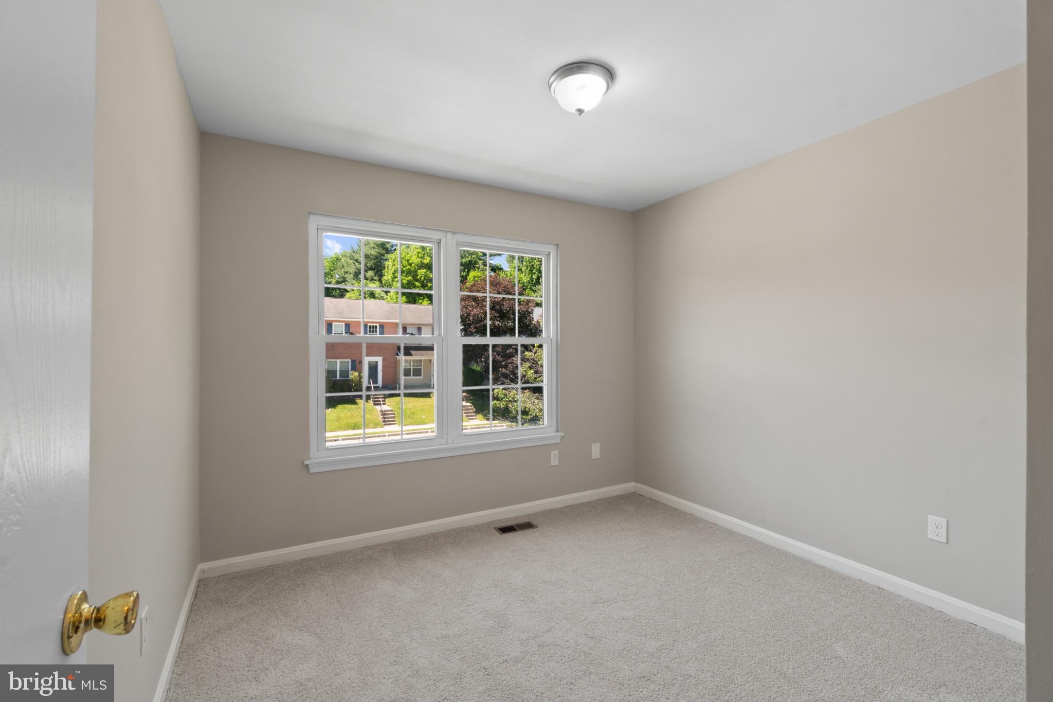16 Hardwood Drive Rosedale, MD 21237 - Photo 17 of 32