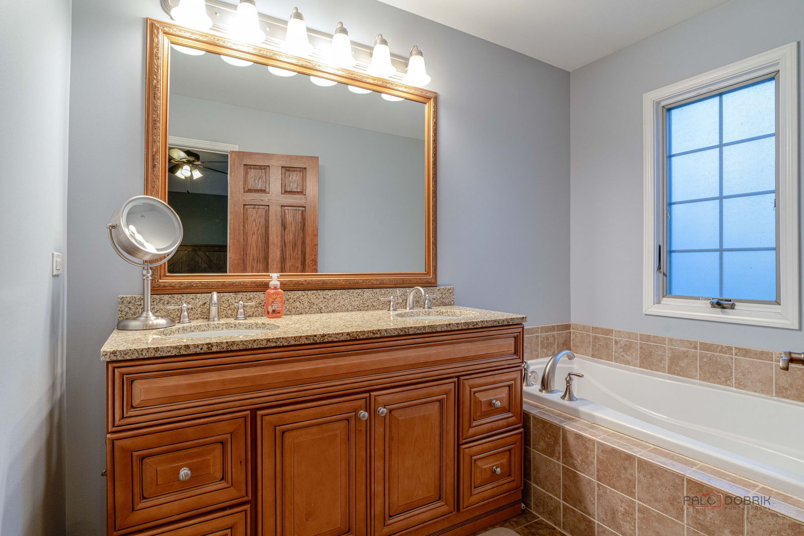 285 Regency Court, Unit B Wauconda, IL 60084 - Photo 8 of 21