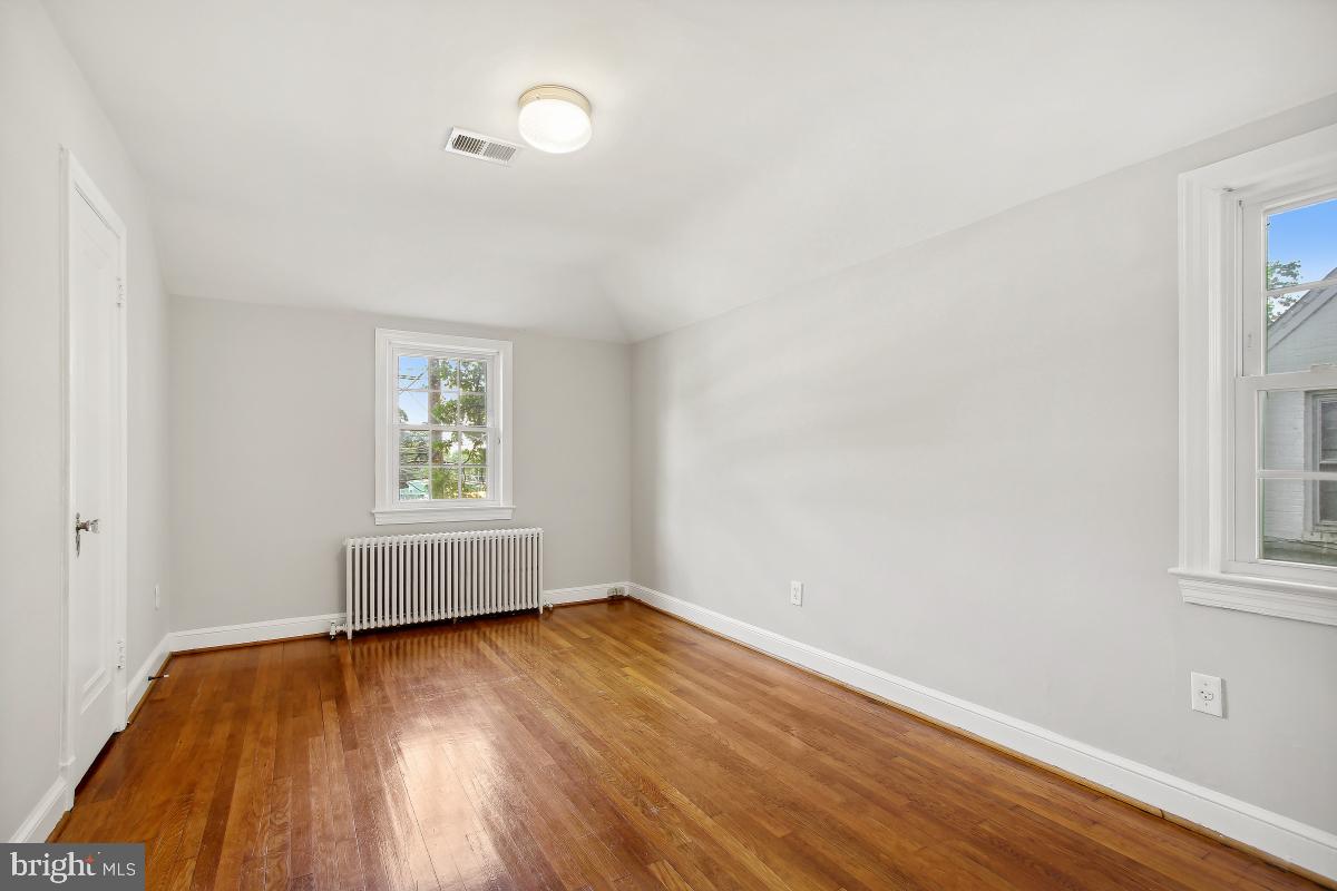 8818 Flower Avenue Silver Spring, MD 20901 - Photo 28 of 45