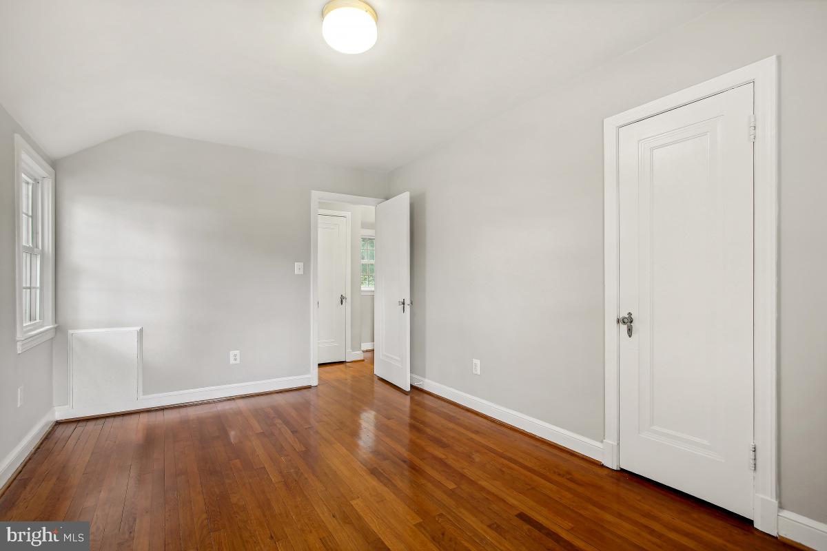 8818 Flower Avenue Silver Spring, MD 20901 - Photo 31 of 45