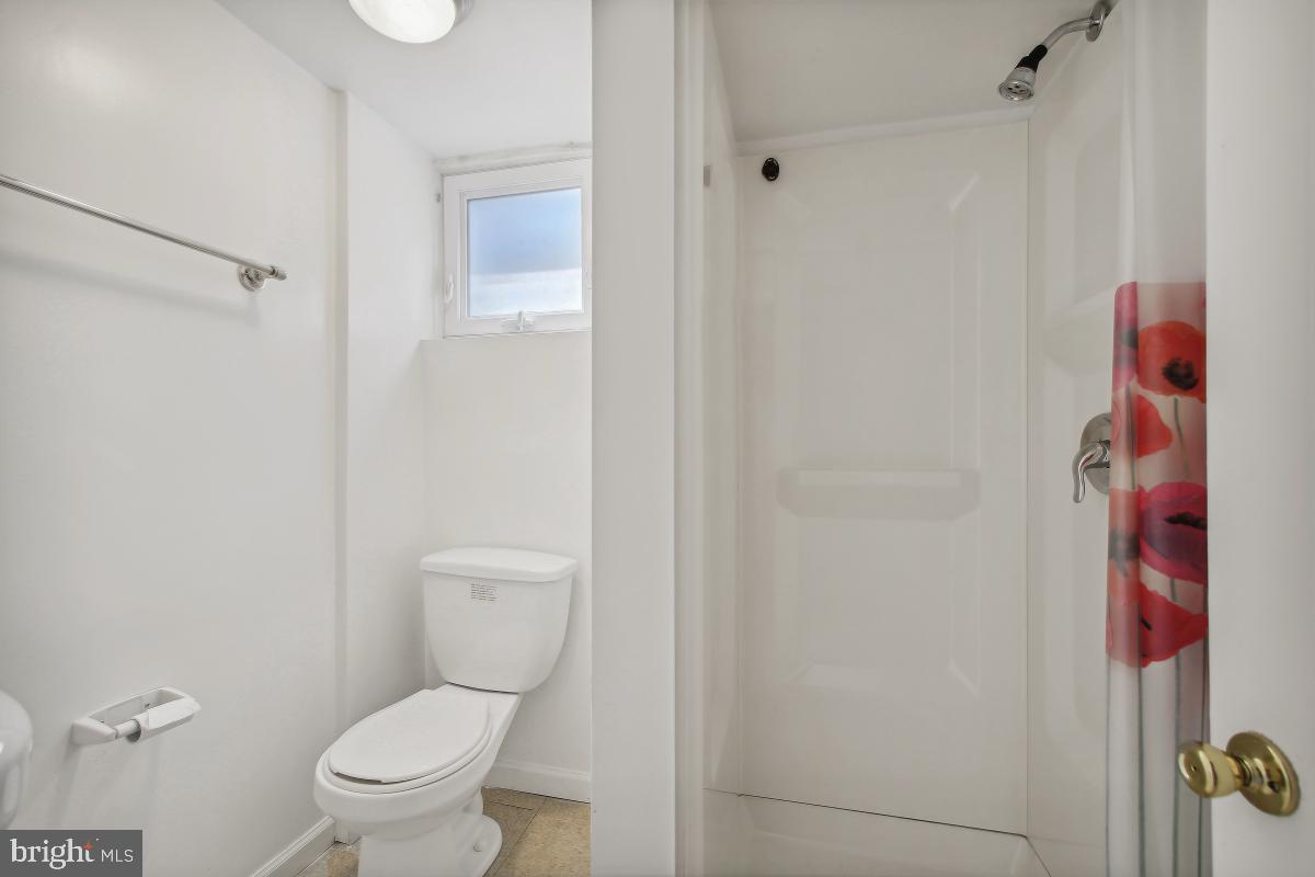 8818 Flower Avenue Silver Spring, MD 20901 - Photo 38 of 45