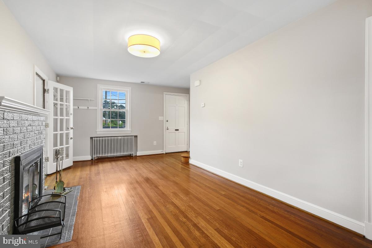 8818 Flower Avenue Silver Spring, MD 20901 - Photo 6 of 45
