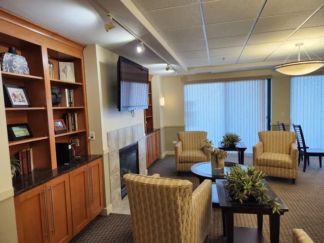 $275,000 | 6420 Double Eagle Drive, Unit 403, Woodridge, IL 60517