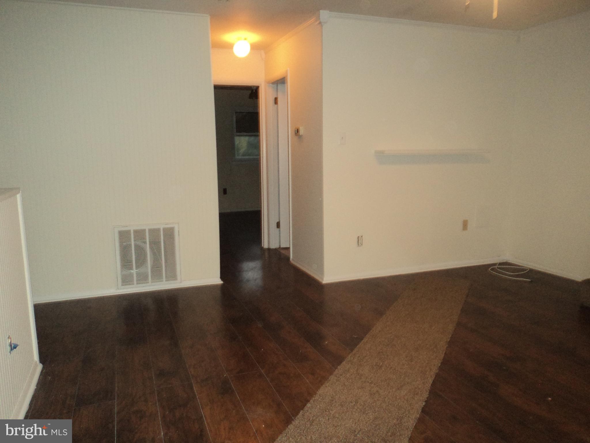 614 Green Tree Lane Bear, DE 19701 - Photo 3 of 10