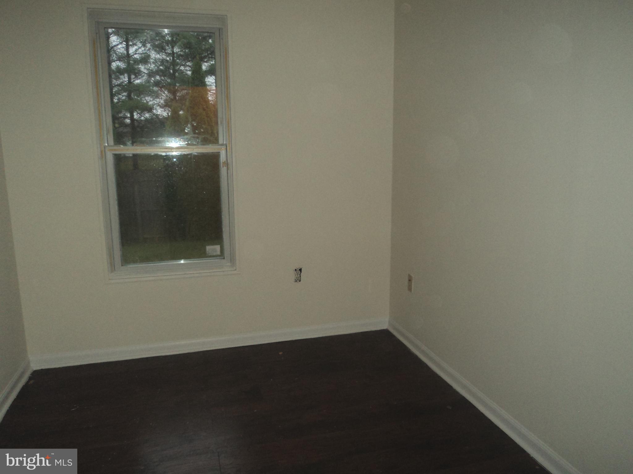 614 Green Tree Lane Bear, DE 19701 - Photo 8 of 10