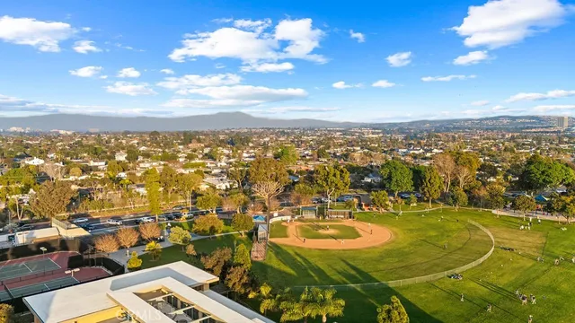 $2,999,000 | 2206 Francisco Drive, Newport Beach, CA 92660