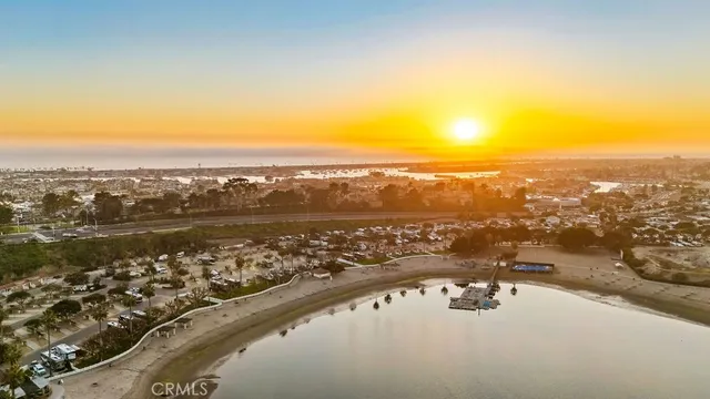 $2,999,000 | 2206 Francisco Drive, Newport Beach, CA 92660