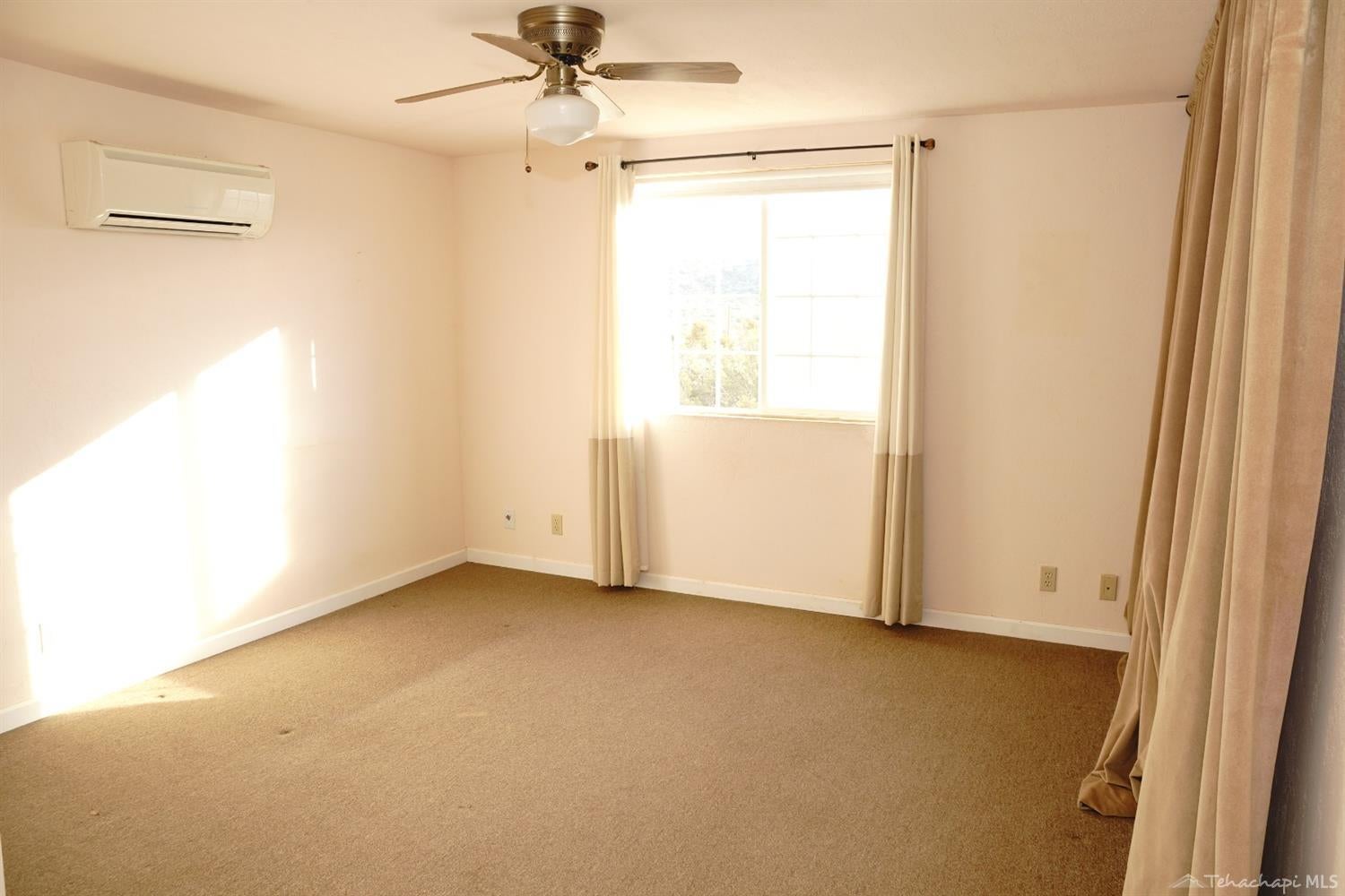 10143 Pretoria Road Tehachapi, CA 93561 - Photo 12 of 19 Gallery Image 12