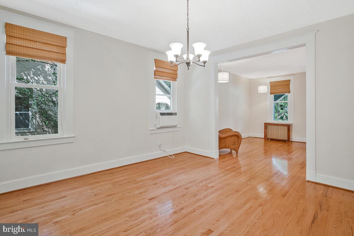409 Woodford Road Baltimore, MD 21212 - Photo 13 of 49 Dining Room