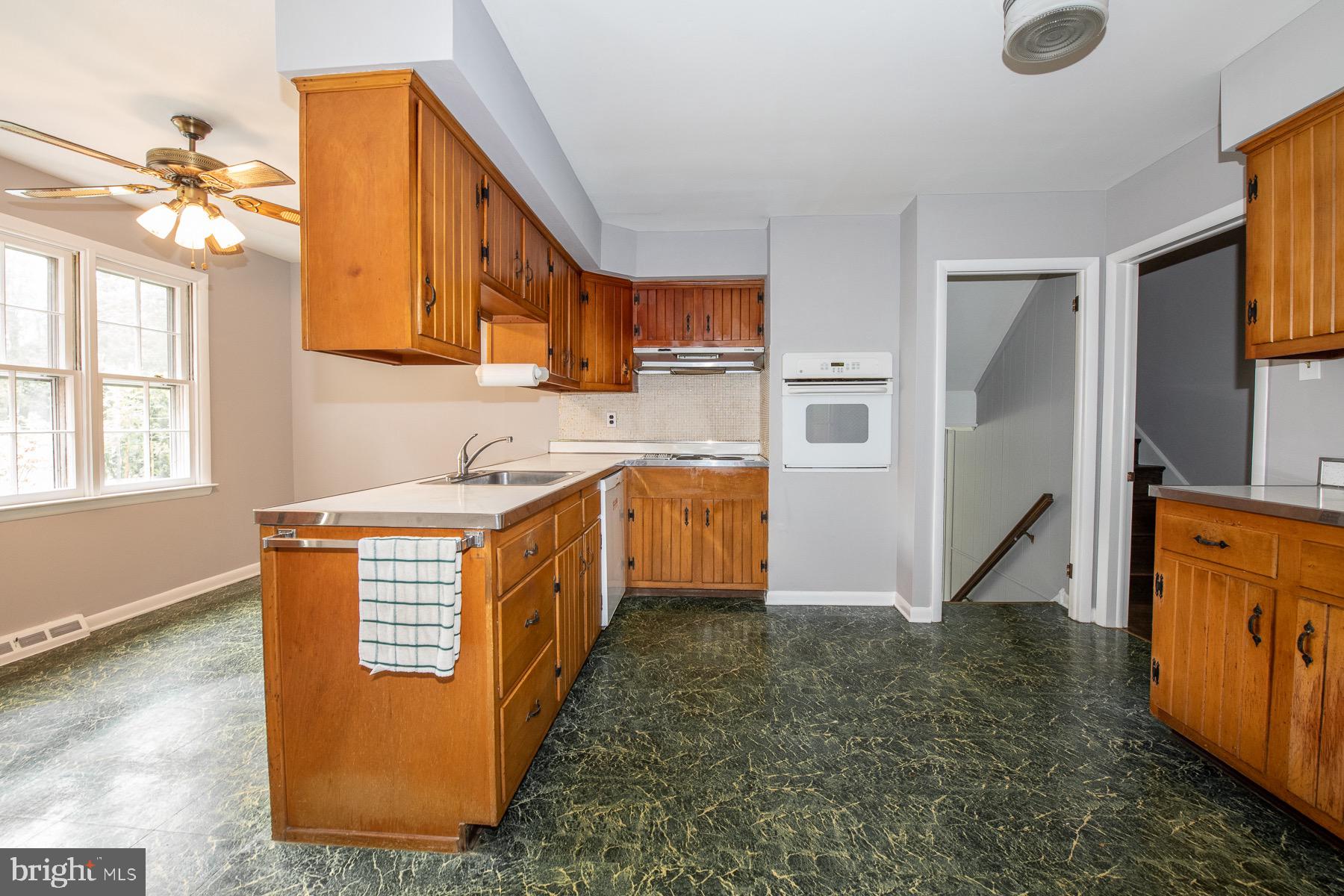 569 Park Ridge Drive Wayne, PA 19087 - Photo 15 of 60 Gallery Image 15
