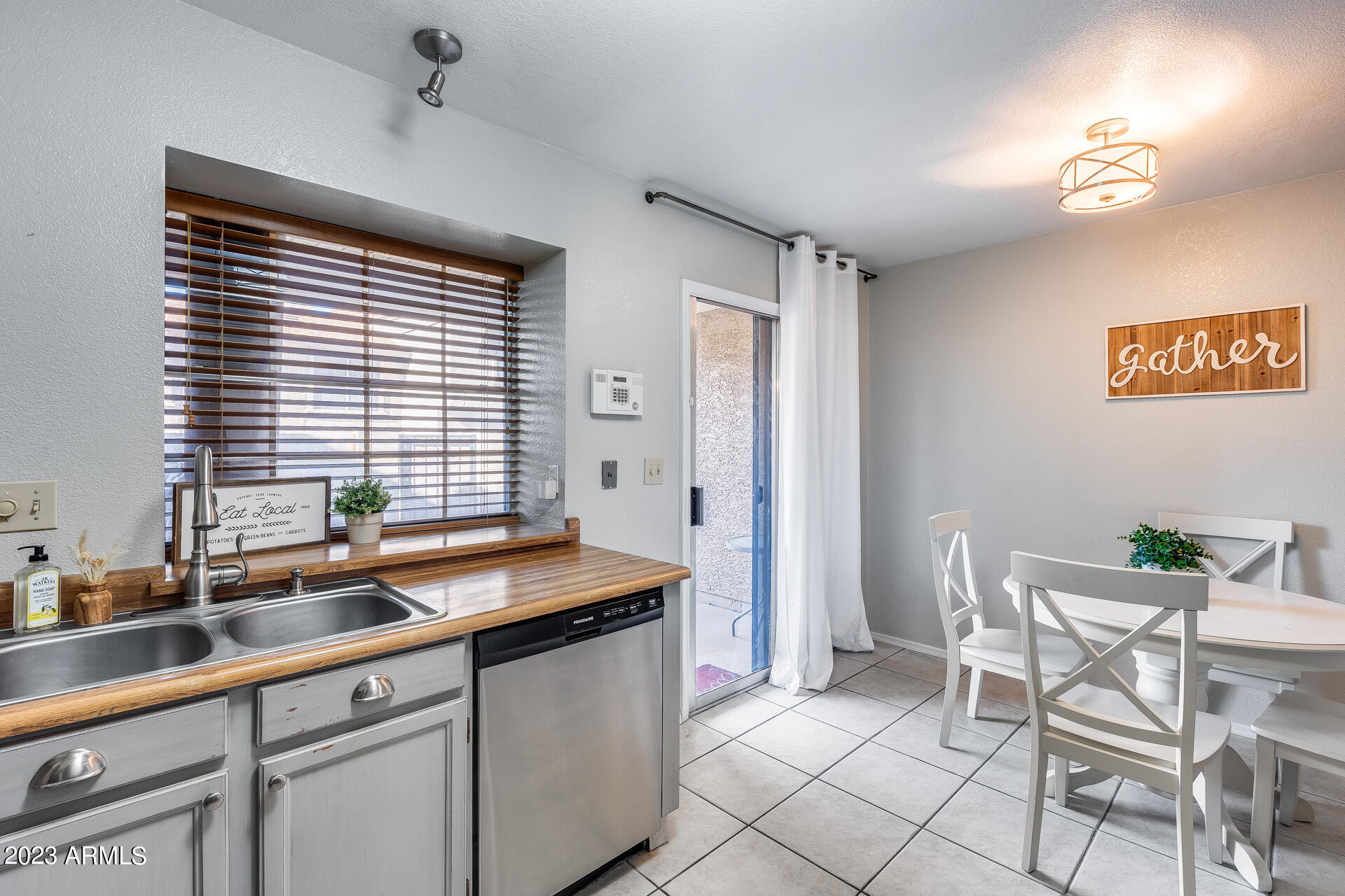 7977 West Wacker Road, Unit 195 Peoria, AZ 85381 - Photo 9 of 26 13