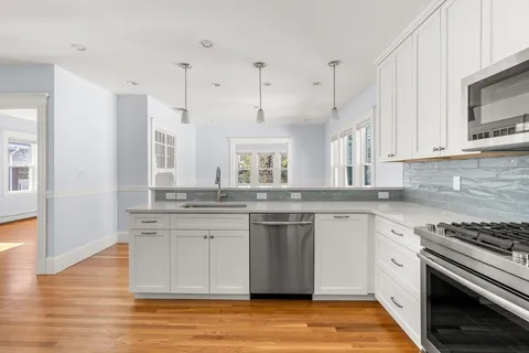 $1,775,000 | 16-18 Walnut Street, Belmont, MA 02478