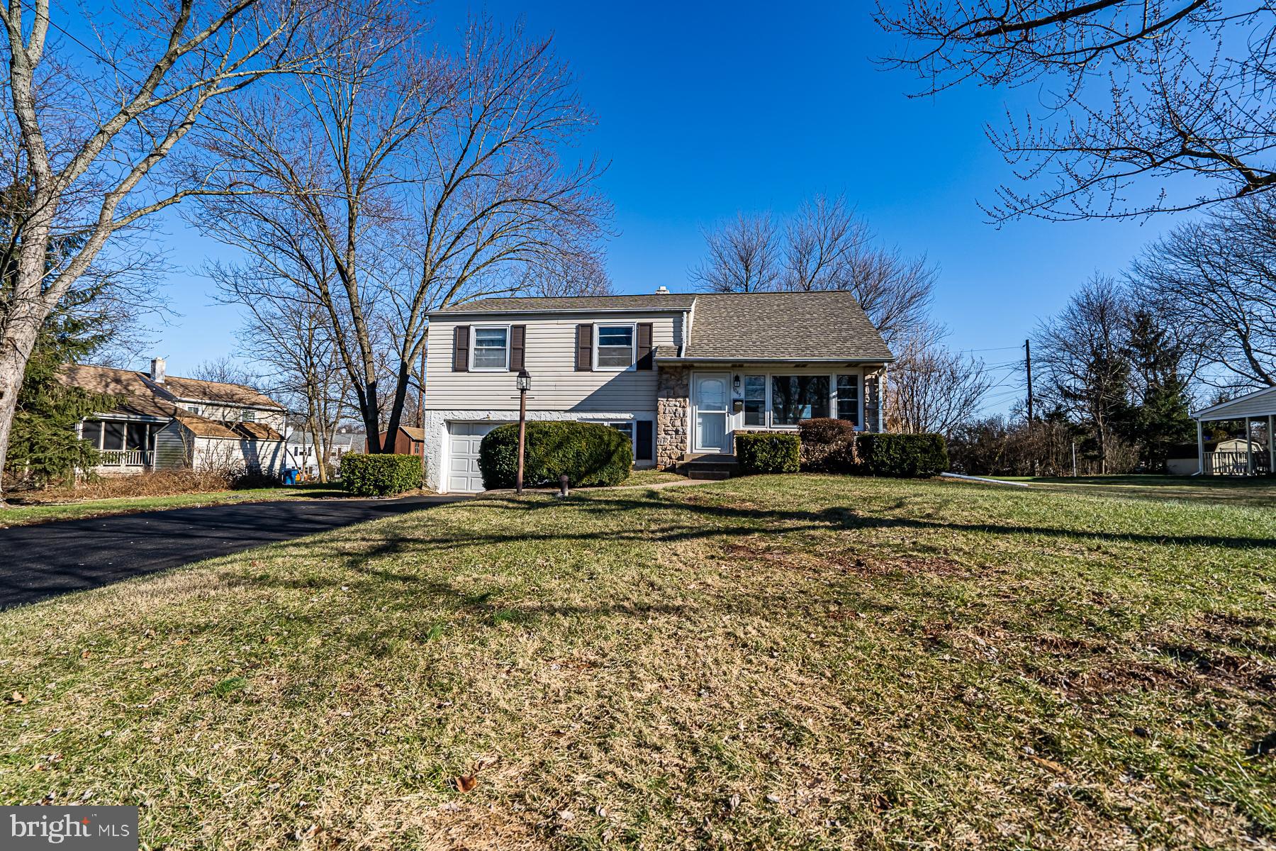 1045 Pross Road Lansdale, PA 19446 - Photo 1 of 29 Gallery Image 1