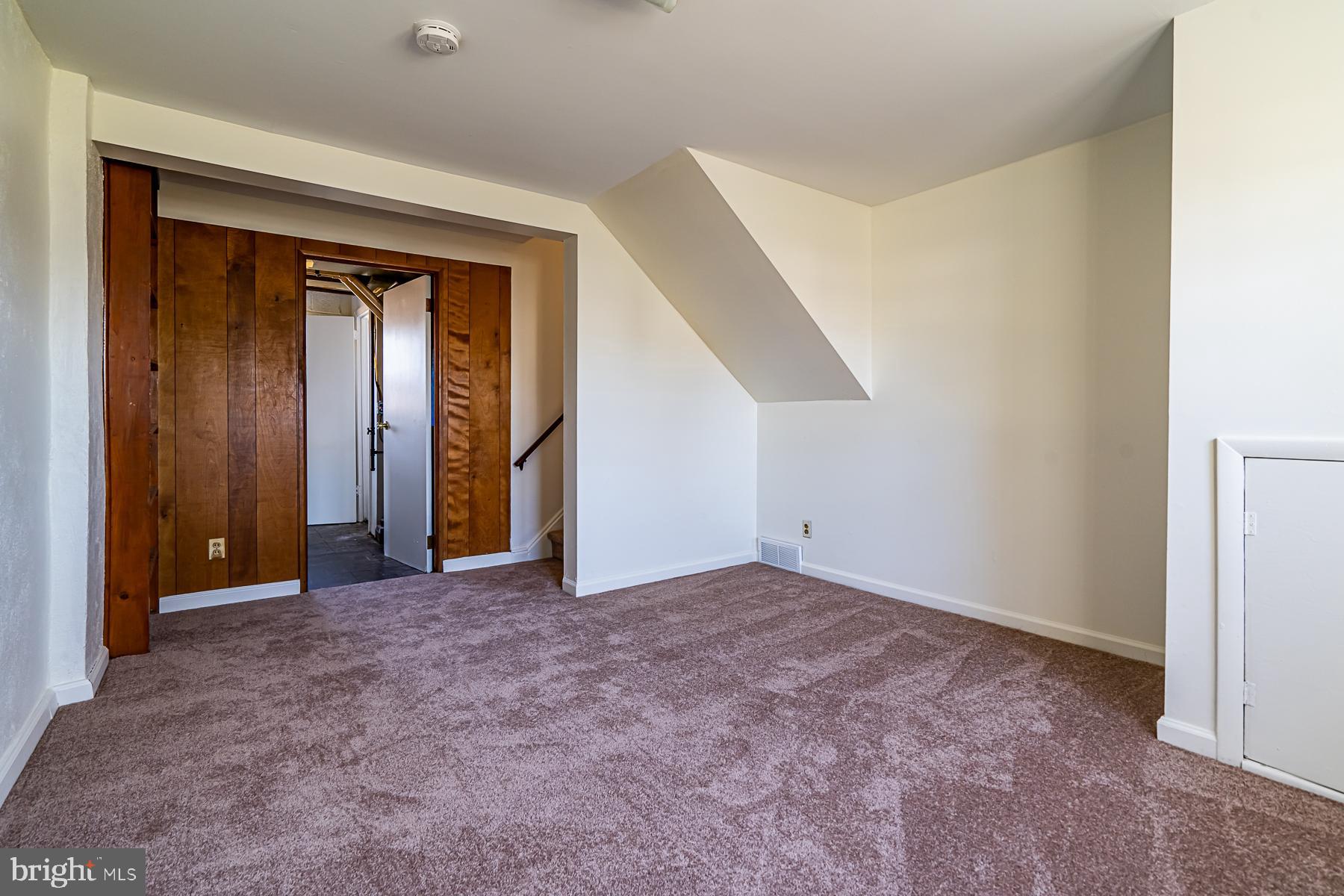 1045 Pross Road Lansdale, PA 19446 - Photo 11 of 29 Gallery Image 11
