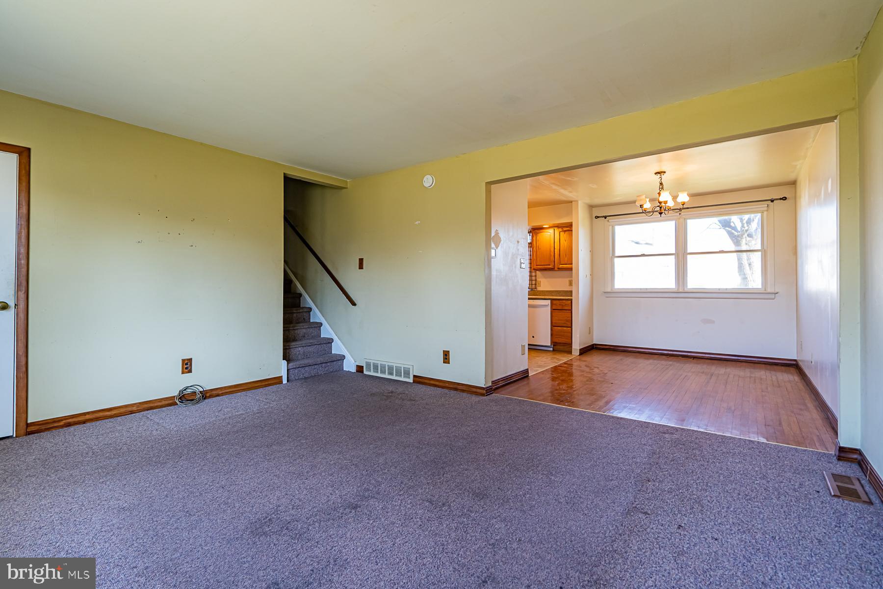 1045 Pross Road Lansdale, PA 19446 - Photo 5 of 29 Gallery Image 5