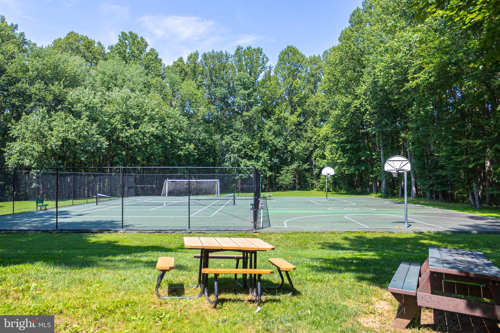 11240 Chestnut Grove Square, Unit 157 Reston, VA 20190 - Photo 34 of 37